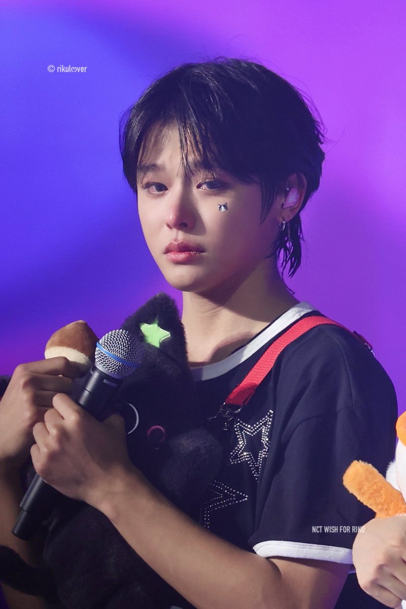 𝘳𝘪𝘬𝘶𝘭𝘰𝘷𝘦𝘳. tweet media