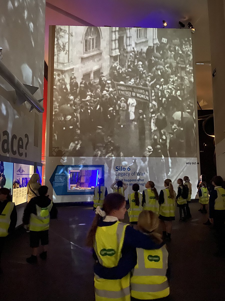 Apologies I was unable to send updates. We are currently on our way back. Children have had an amazing day <a href="/IWMNorth/">IWM North</a> 🫡🪖