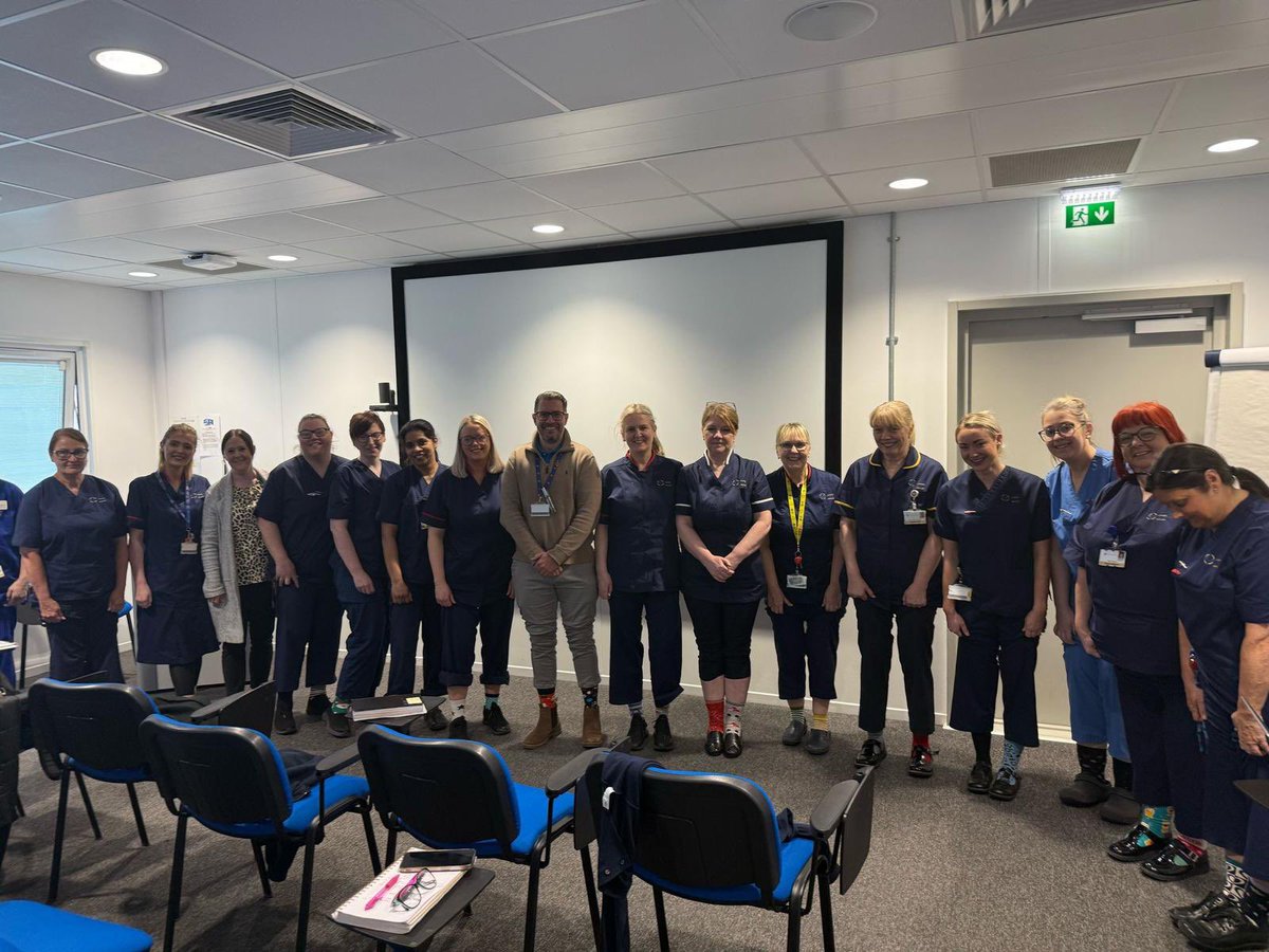 The brilliant teams <a href="/CwmTafMorgannwg/">Cwm Taf Morgannwg University Health Board</a> rocking their odd socks today 💙💛💙 and special thanks to Hannah Lee and the PCH Pharmacy team for whipping up support 🙏🙏🙏 <a href="/rhi_carts/">Rhi Carta</a>