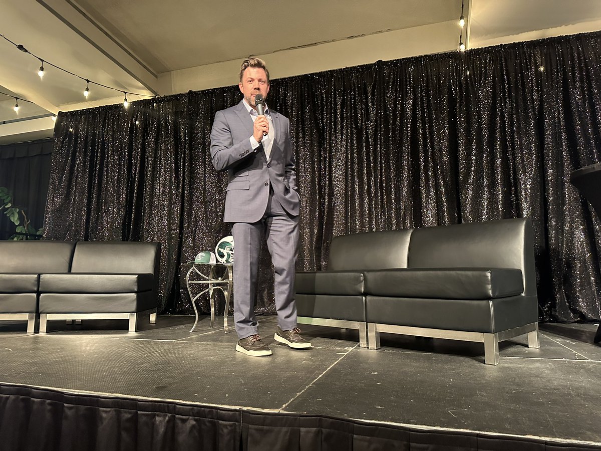 john randle (@johnnyrandle93) on Twitter photo Purple Friday from Regina, Saskatchewan. Enjoyed speaking to the University and Football players. <a href="/NFLLegacy/">NFL Legacy</a> <a href="/Vikings/">Minnesota Vikings</a> <a href="/ProFootballHOF/">Pro Football Hall of Fame</a> Purple Friday from Regina, Saskatchewan. Enjoyed speaking to the University and Football players. <a href="/NFLLegacy/">NFL Legacy</a> <a href="/Vikings/">Minnesota Vikings</a> <a href="/ProFootballHOF/">Pro Football Hall of Fame</a>