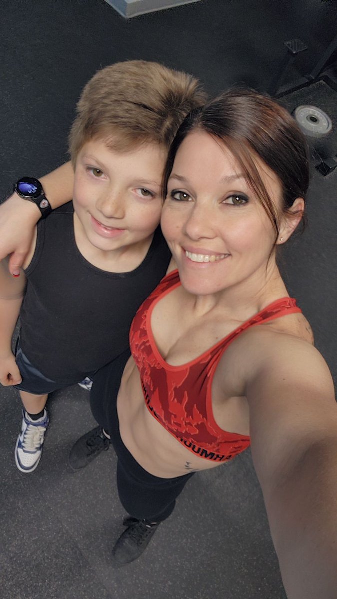 My oldest boy has started getting interested in "Getting Jacked"  the kid earned a nice shoulder pump today!

Love it when the kids want to come.  Such a blast.