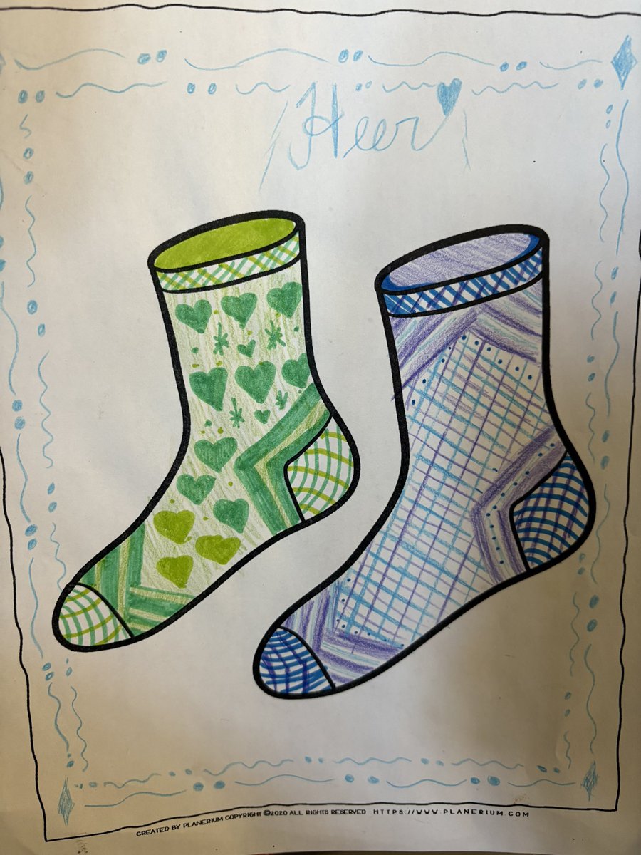 MrsCroft06's tweet photo. 4D rockin’ our socks for World Down Syndrome Day #LotsOfSocks @TribuneDrive https://t.co/4Al5EqKmH1