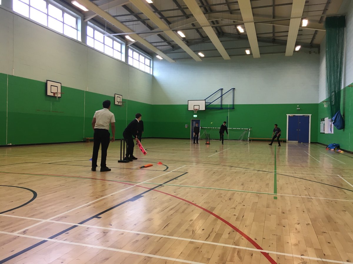 Great to see Ali passing on his cricket expertise at lunch time today <a href="/springburnacad/">Springburn Academy</a> was impressed by his coaching <a href="/SpringburnPE/">Springburn PE</a> <a href="/PEPASSGlasgow/">PEPASS Glasgow</a> <a href="/WicketzGla/">Wicketz Glasgow</a> <a href="/SpringburnAPC/">SpringburnAcademyPC</a> <a href="/SpringburnYF/">Springburn Youth Forum</a>