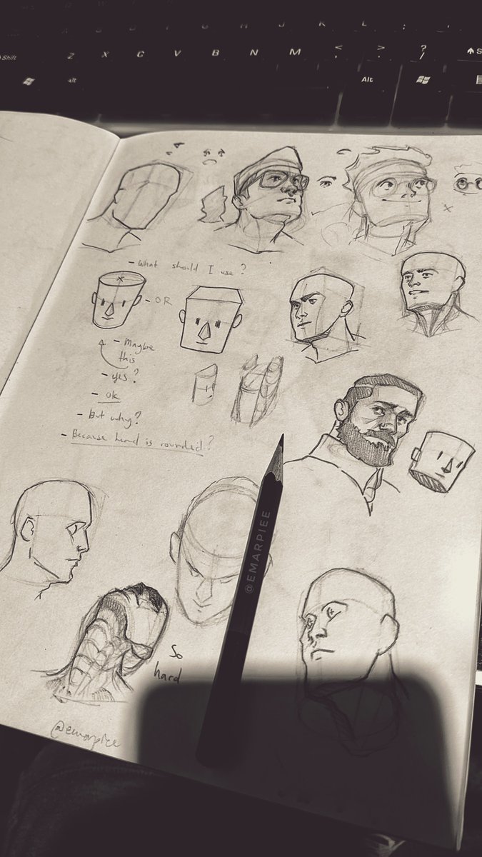 emarpiee's tweet photo. sketch dump https://t.co/y0YASnOiQG