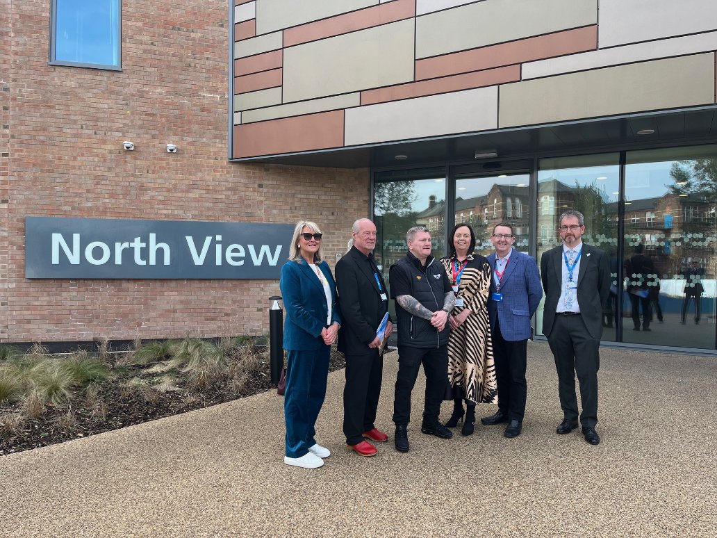 MFT NHS (@mftnhs) on Twitter photo 🏥 Honoured to have Manchester boxing legend 🥊Ricky Hatton MBE (<a href="/HitmanHatton/">Ricky Hatton MBE</a>) open North View, our new state-of-the-art mental health hospital at our North Manchester General Hospital site today.
Huge thanks to Ricky for his support & advocacy for mental health awareness. 🏥 Honoured to have Manchester boxing legend 🥊Ricky Hatton MBE (<a href="/HitmanHatton/">Ricky Hatton MBE</a>) open North View, our new state-of-the-art mental health hospital at our North Manchester General Hospital site today.
Huge thanks to Ricky for his support & advocacy for mental health awareness.
