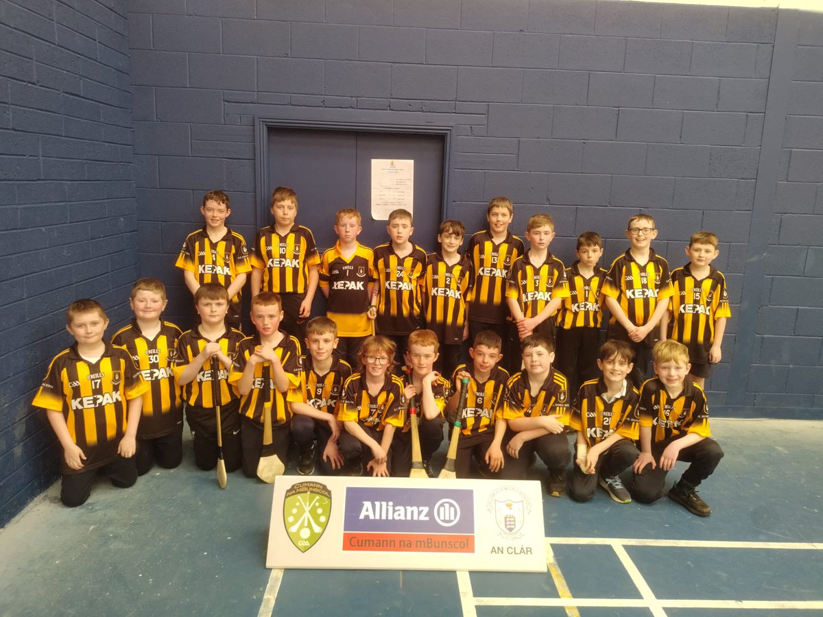 cnambanchlair's tweet photo. Indoor hurling  finals. Congratulations to @gmcinis and @ballyea_club for reaching the final. A fantastic victory for @cratloens. Well done all @Allianz @GaaClare @cnambnaisiunta. Míle buíochas to Aaron Carrol for organising. https://t.co/kzxGqWRuAj