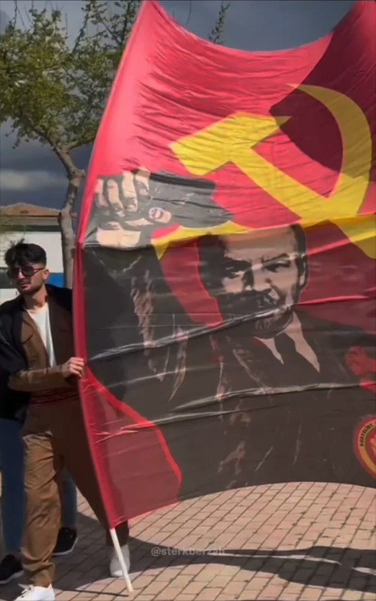 Ez U hewale Lenin✌🏻🚩