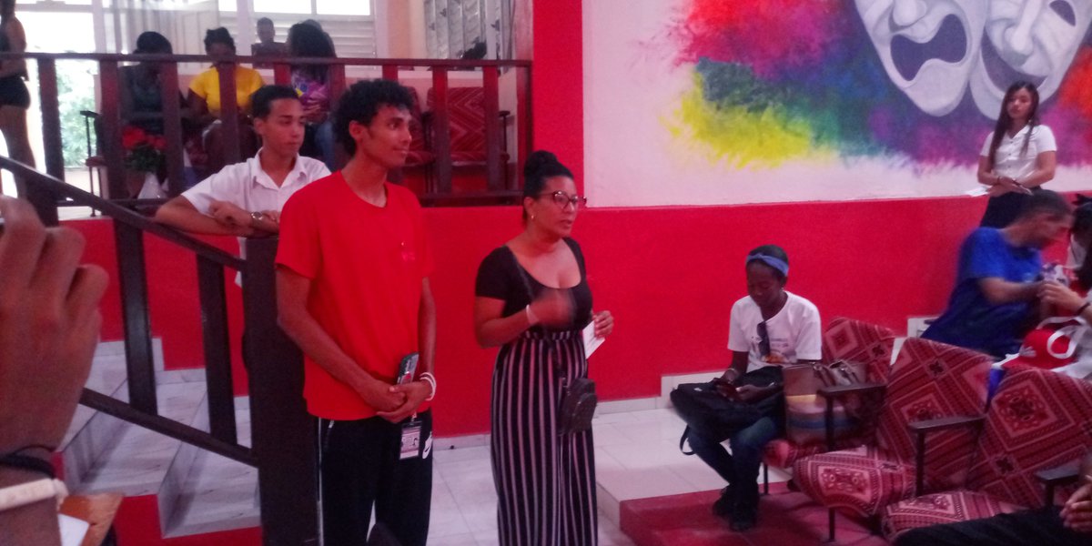 IpvceG's tweet photo. Se efectuó en el Ipvce Antonio Maceo Grajales de Santiago de Cuba la visita por la FEU por su X Pos-Congreso. #dpeStgo #CubaMined #IPVCE #PreUniversitario #CubaEduca 
#ALaEscuelaPonleCorazón #HombresDeCiencia https://t.co/LEhIJcWJAF
