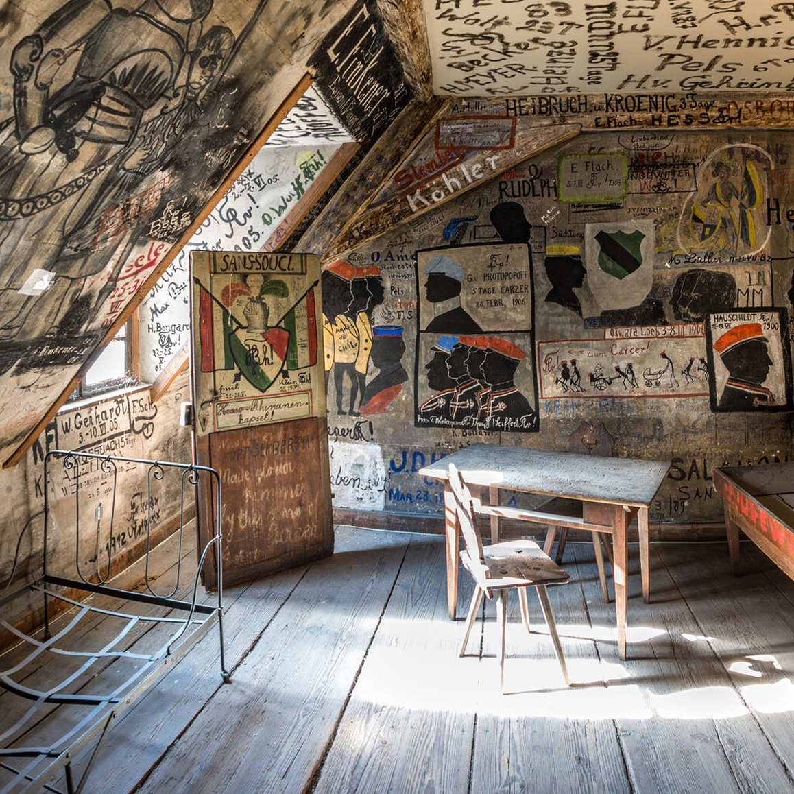 Cabinet magazine tweet media