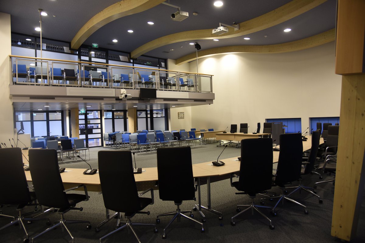 🔔 Let op: de commissie MO van dinsdag 1 april komt te vervallen. In plaats daarvan vindt op maandag 31 maart de gecombineerde commissie RO/MO plaats. 

📅 Bekijk de vergaderkalender op onze website. ⤵️
veere.raadsinformatie.nl/dashboard
