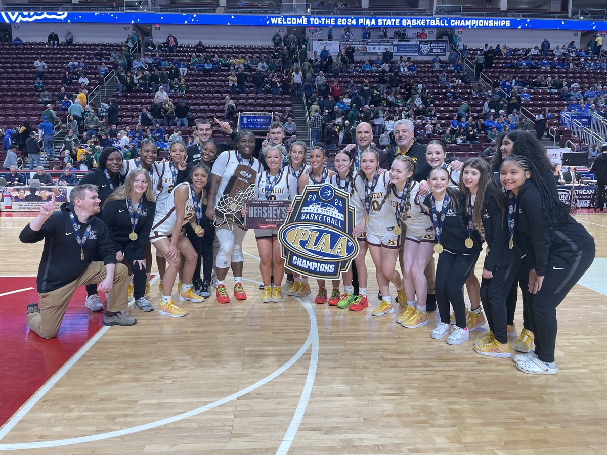 BobGreenburg's tweet photo. One year ago today!
A game and day I’ll never forget!
@KC_GBB @KCPrideWatcher https://t.co/TY154hLbUz
