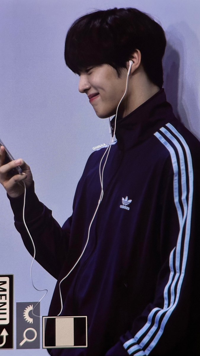 250321 마뮤테

#CIX #현석 #윤현석 #HYUNSUK <a href="/CIX_Official/">CIX_Official</a>