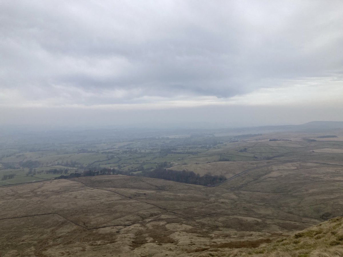 stp1995's tweet photo. Traditional curtain raiser to the walking season - Pendle Hill. https://t.co/m4XmPsnZRU