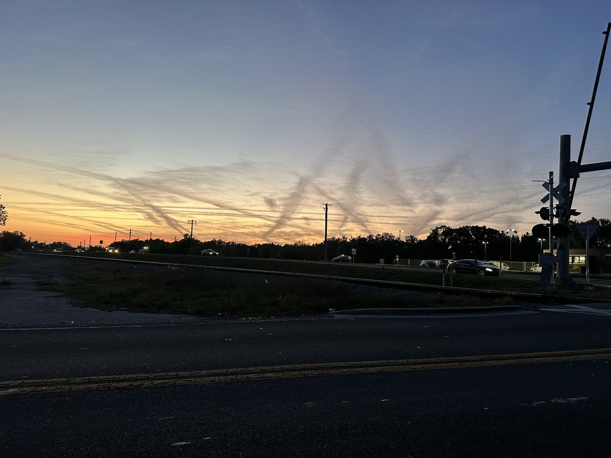 cheerdad263's tweet photo. @GovRonDeSantis when are the chemtrails gonna stop they seem to be a more frequent thing over the Tampa Bay Area  doing it to day as well these are pics from last week https://t.co/klW7diIlCW