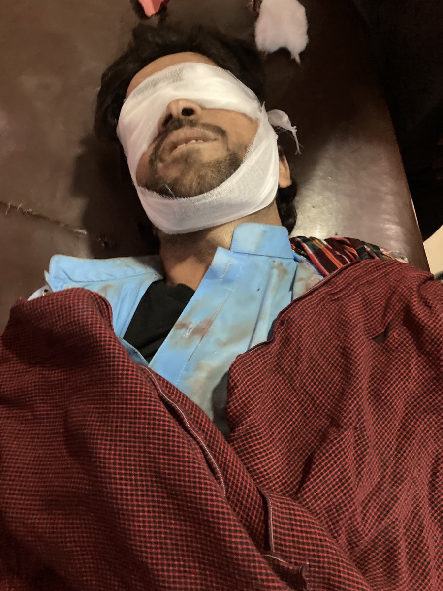 SabihaBaloch_'s tweet photo. #QuettaMassacre 

Today, during a peaceful sit-in in Quetta, direct firing by Pakistan’s military and police resulted in the martyrdom of three of our friends and left seven others injured.

The state of Pakistan has crossed all limits of brutality and oppression.

Human rights organizations must immediately take notice of this and act to protect thousands of lives.
@MaryLawlorhrds 
@UN 
@eu_eeas