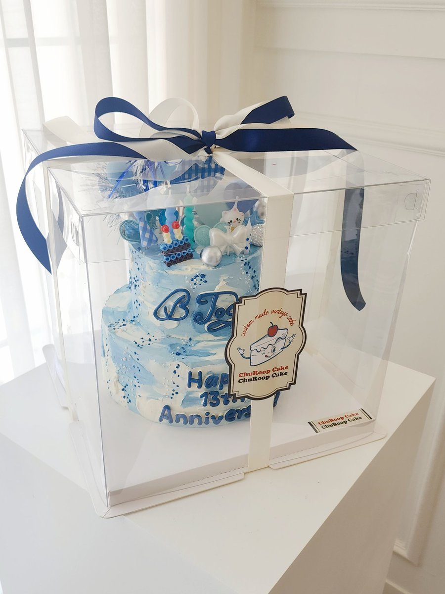 2025 BTOB FAN-CON 
[3,2,1 GO! MELympic] 첫콘 서포트 

우주에서 가장 빛나는 비투비의 13주년을 축하하고 팬 콘서트를 응원하는 마음을 담아
커피차와 간식, 멤버 도시락, 꽃, 케이크를 준비했습니다. 

모두가 행복하고 즐거운 MELympic.!! 3,2,1 GO!💙