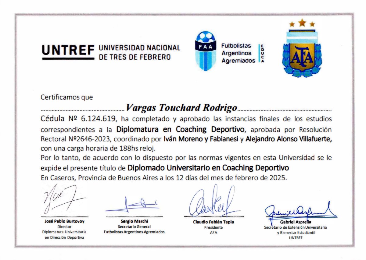Gracias Dios 🎓💪🏻🙏🏻 
Este diplomado te brinda herramientas que te llevan a superar límites y guiar a otros a encontrar su mejor versión a través del deporte. 💪🏻⚽️  

Es solo el comienzo de un camino que promete inspirar, motivar y transformar vidas. 🚀

<a href="/burto2/">Jose Pablo Burtovoy</a> <a href="/FIFProAmerica/">FIFPRO Sudamérica</a>