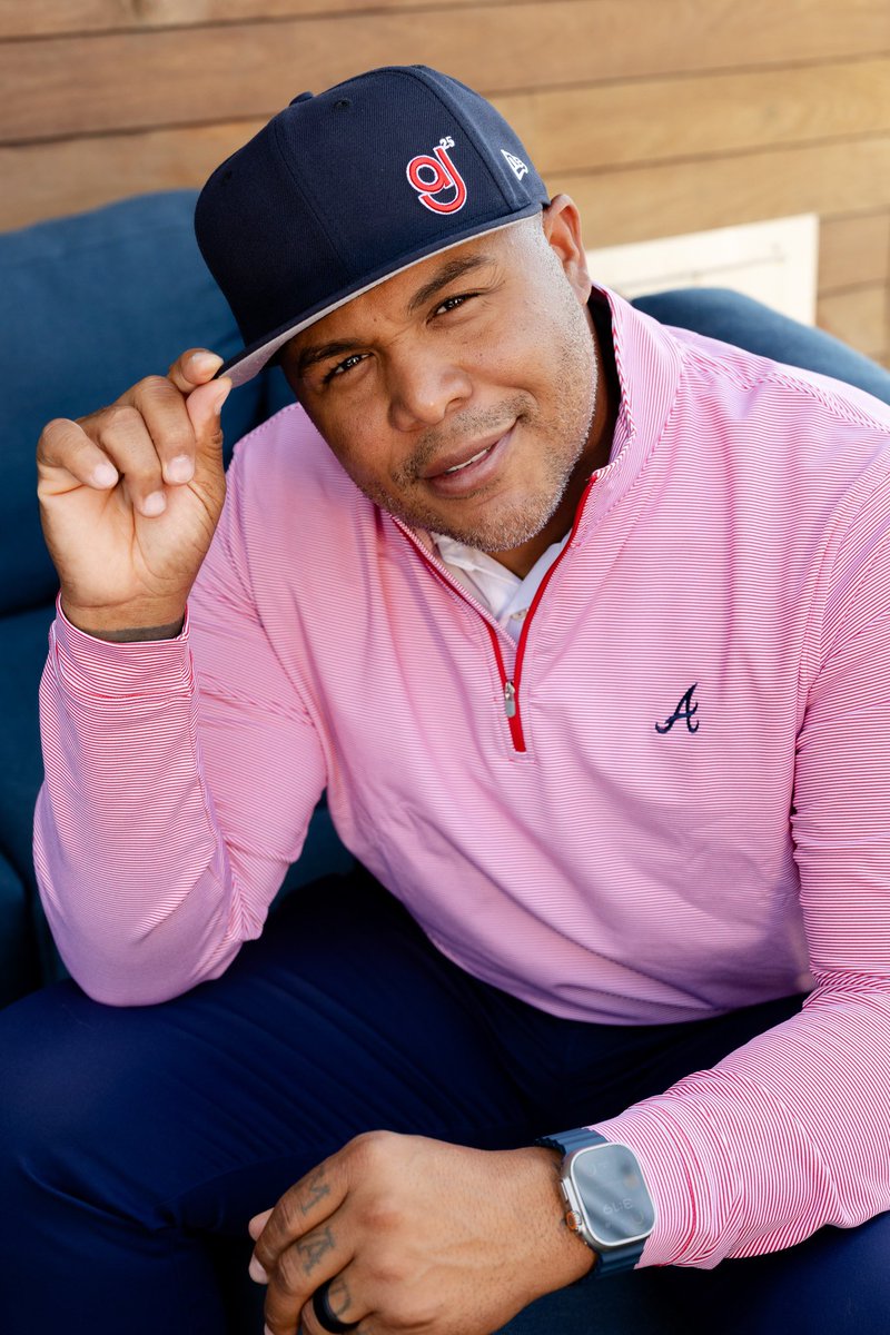 bravesthreads's tweet image. 🔥HAT DROP THIS SATURDAY🔥 TWO new caps designed by @therealandruwjones will be available this Saturday!! These caps are joining the AJ25 collection of 4 other caps, 2 tees & a hoody! Shop at Threads 3/22 5-6pm & get an @andruwjones25 autograph!!
