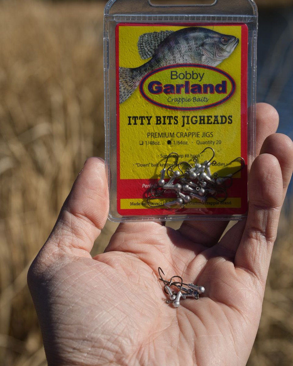 CrappieNow's tweet image. Looking to downsize but don&apos;t have the right terminal tackle to match?  
Check out the Itty Bits Jig Heads from @Bobby_Garland — available in 1/48 and 1/64 ounce.

lurenet.com/bobby-garland-…

#BobbyGarlandBaits #CrappieFishing #IttyBits #FinickyFish #LightLineBites #SlabSeason