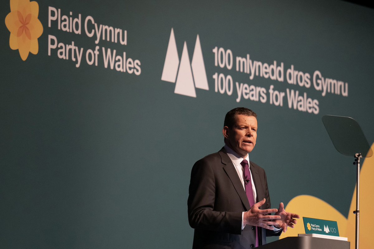 Prosperity, not poverty.

Fairness, not injustice.

Tolerance, not hate.

Country, not party.

Wales, not Westminster.

Hope, not despair.

Join Plaid Cymru on this journey 🏴󠁧󠁢󠁷󠁬󠁳󠁿