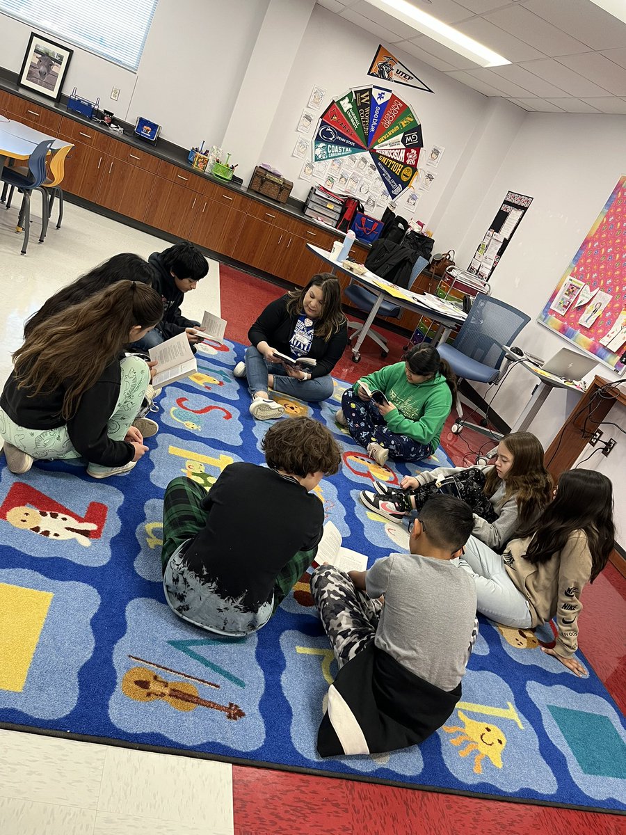 Jennifer Madrid (@jmadrid_yisd) on Twitter photo <a href="/MissionValleyES/">Mission Valley ES</a> school counselor <a href="/ABustamante_MEd/">Amanda Jo Bustamante</a> meeting with her SEL book club to read Freak the Mighty 💖 <a href="/MissionValleyES/">Mission Valley ES</a> school counselor <a href="/ABustamante_MEd/">Amanda Jo Bustamante</a> meeting with her SEL book club to read Freak the Mighty 💖
