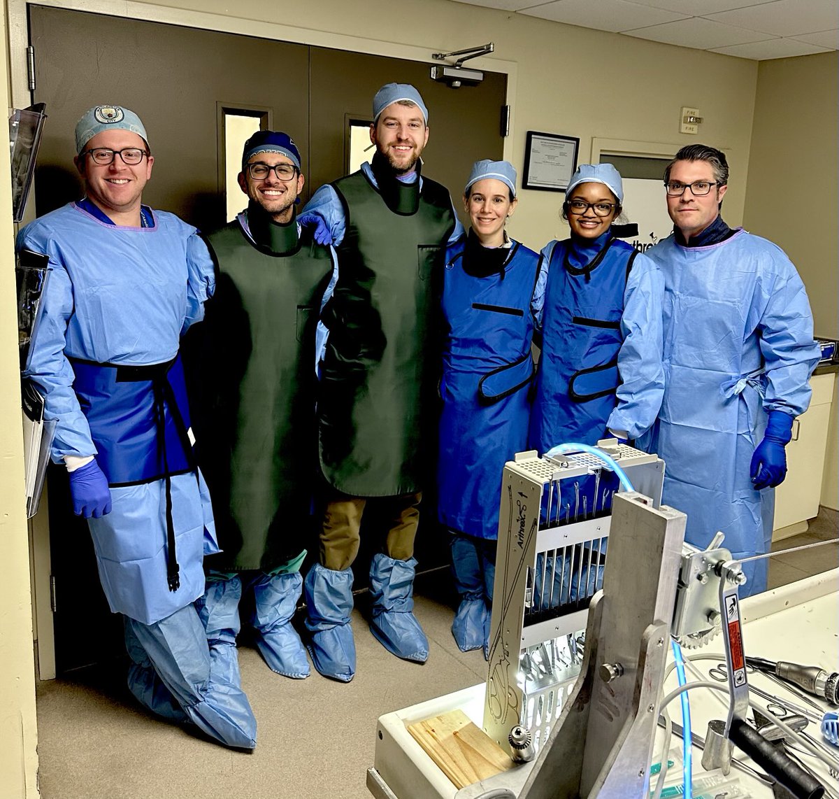 A great evening of Hip Preservation discussions and cadaveric lab with our impressive and talented Mount Sinai Orthopaedic Surgery residents.  Thank you to the ⁦<a href="/Arthrex/">Arthrex</a>⁩ team for hosting and making this evening possible.  ⁦<a href="/ArthrexMedEd/">Arthrex MedEd</a>⁩