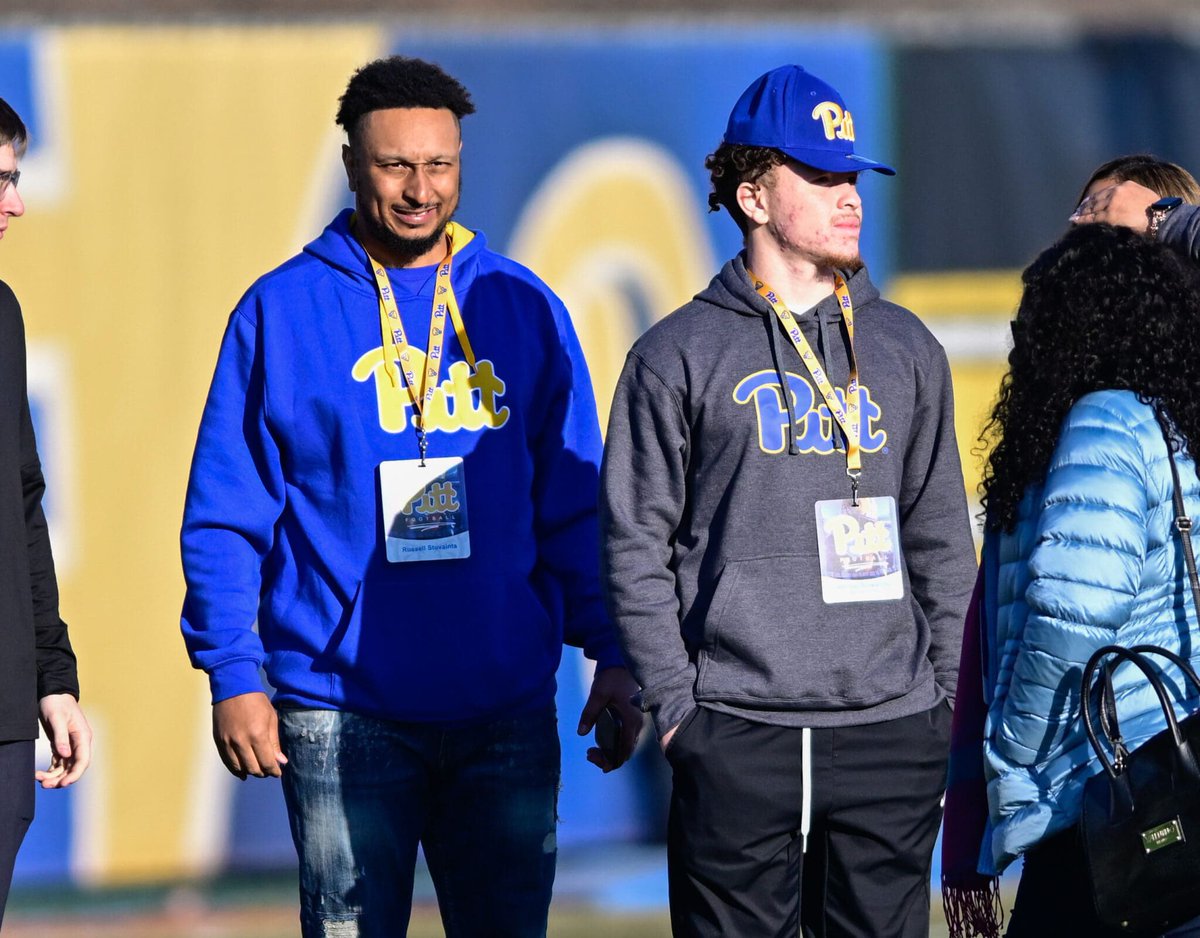 Nathan Breisinger (@natebreisinger) on Twitter photo Pitt landed a commitment this morning from 2025 McKeesport safety Valdez Stuvaints in a walk-on role.
He is the son of former Steeler defensive back Russell Stuvaints.
They were at Pitt’s opening spring practice 📸 <a href="/ThompsonFoto12/">Ed Thompson</a> Pitt landed a commitment this morning from 2025 McKeesport safety Valdez Stuvaints in a walk-on role.
He is the son of former Steeler defensive back Russell Stuvaints.
They were at Pitt’s opening spring practice 📸 <a href="/ThompsonFoto12/">Ed Thompson</a>