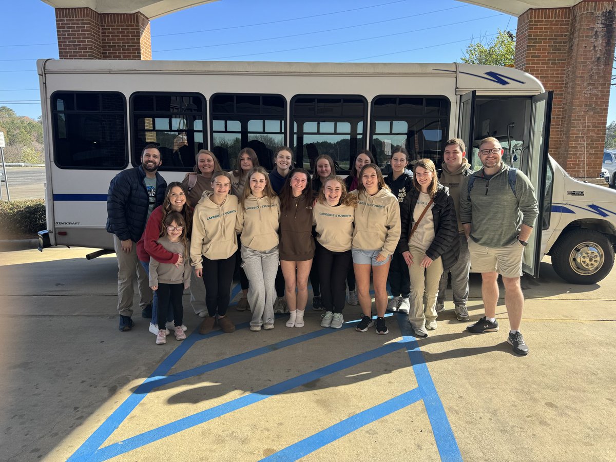 FaithCofer08's tweet image. So excited to be spending the next 8 days in Albuquerque, New Mexico serving others and spreading the love of Jesus!! @lcofer @WRCofer
#lakesidebaptistchurch
