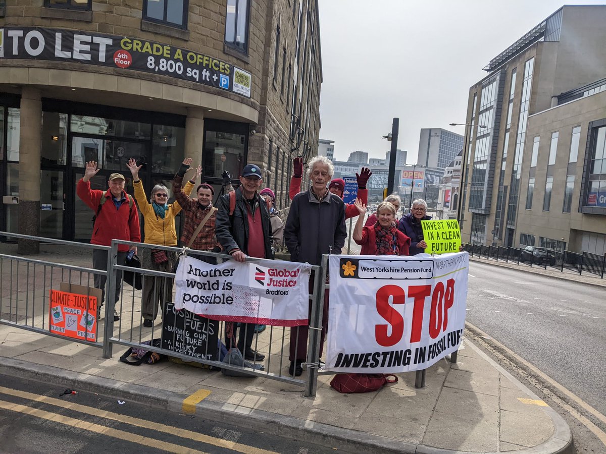 FossilFreeWYPF's tweet photo. Vigil 173 , 21.3.25 @WYPF_LGPS @WYPF_Investment saying #DivestNow from fossilfuels! @ShareAction: Sarasin, an investment management firm, has sold its shares in oil & gas major Equinor in a powerful example of sustained engagement & escalation with ultimate consequences. https://t.co/bd22X2bsNI