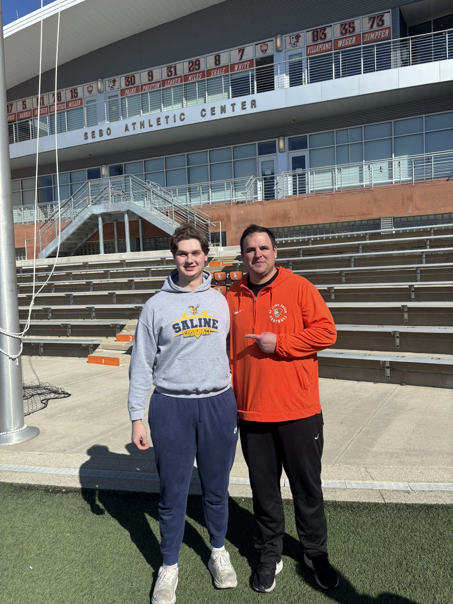 Had a great time today at Bowling Green.
Great time meeting <a href="/CoachGregNosal/">Greg Nosal</a> and <a href="/EddieGeorge2727/">Eddie George</a>.