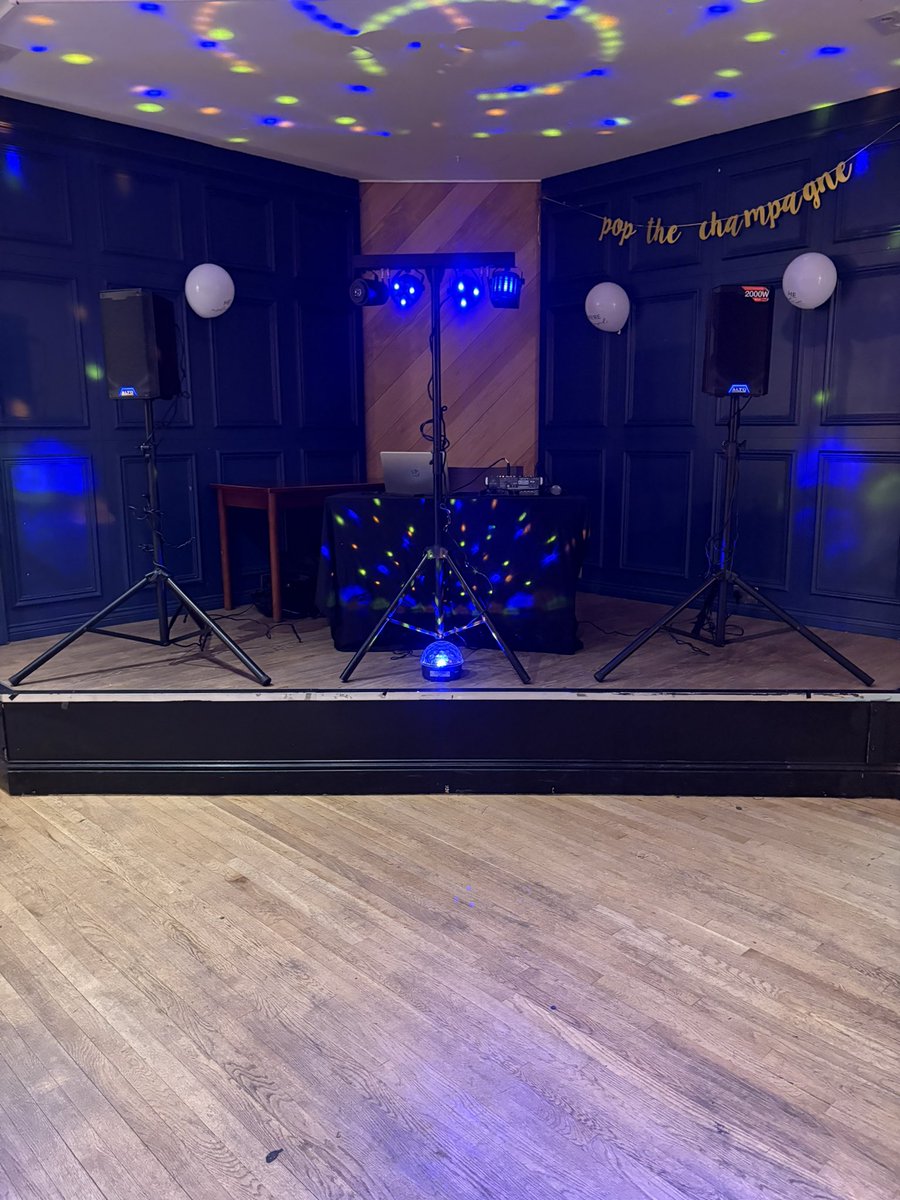 MJMPartyDj's tweet photo. Engagement Party tonight 🎉 

Get in touch for availability 🎧🎶 https://t.co/DxfQVdI2Z1
