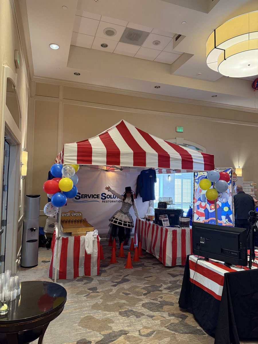 SSRestore_CA's tweet photo. We had an absolute blast at the 2025 SDBEA Annual Trade Show, enjoying the carnival-themed fun while connecting with some of San Diego’s top Building Engineers! 

#SDBEA #Networking #BuildingExcellence #CarnivalVibes #RingTossChamp https://t.co/YAUuA7Rkod