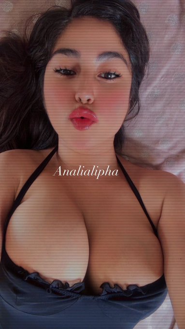 2 pic. Estoy disponible para videollamada sexual manda mensajito directo ????♥️??? +52 56 3898 1665

https://t