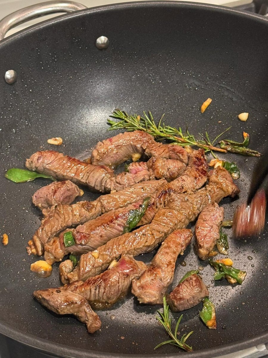 avashenouda2012's tweet image. Today I cook dinner myself😋
