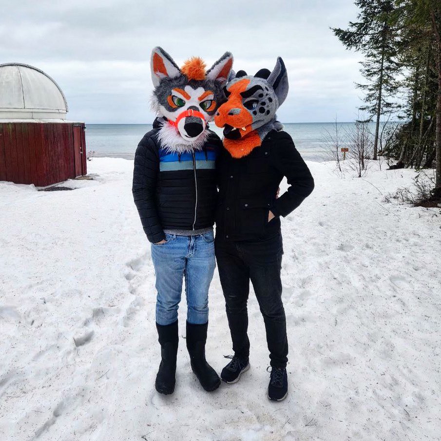 🐾 Zuki Curl @Home tweet media