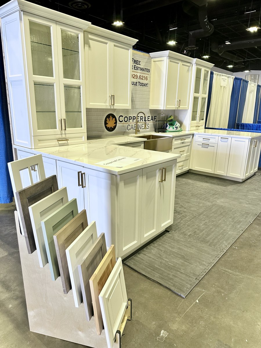 TheTampaCC's tweet image. THIS WEEKEND: Don't miss the FREE Tampa Home Show! Dozens of home improvement displays are getting set up now, featuring pools, spas, landscaping, kitchens, bathrooms, &amp;amp; more.

📅 Sat. March 22: 10am-5pm
📅 Sun.March 23: 10am-4pm

@cityoftampa #homeshow #tampaevents #freeevent