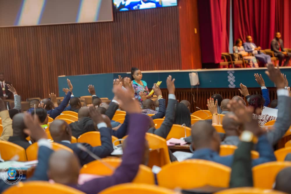 🔔 <a href="/AssembleeNatRDC/">Assemblée nationale 🇨🇩</a>
LES DÉPUTÉS NATIONAUX ADOPTENT LE CALENDRIER DE LA SESSION ORDINAIRE/ MARS 2025.
2 points étaient inscrits à l'ODJ : Adoption du projet susmentionné ainsi que du vote du projet de loi portant prorogation de l'état de siège dans les provinces concernées.