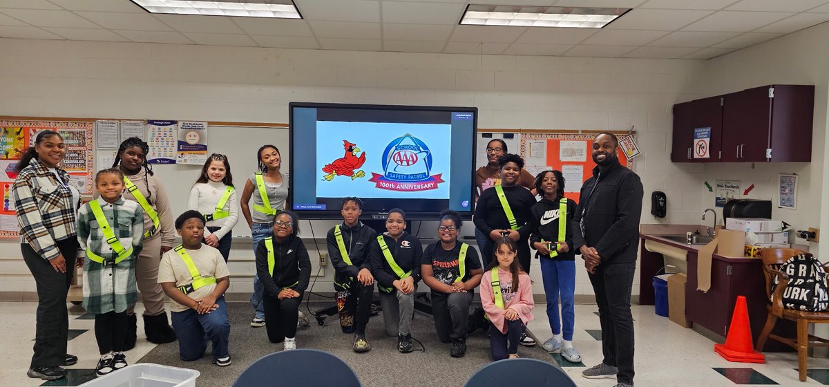 FairOaksHCPS's tweet image. We are excited to announce that our Safety Patrol program has officially begun, and we are incredibly proud of our 5th grade Cardinals! They are prepared to help keep our school safe, rain or shine. A big thank you to Mr. Coston for organizing and mentoring our school leaders! 🦺