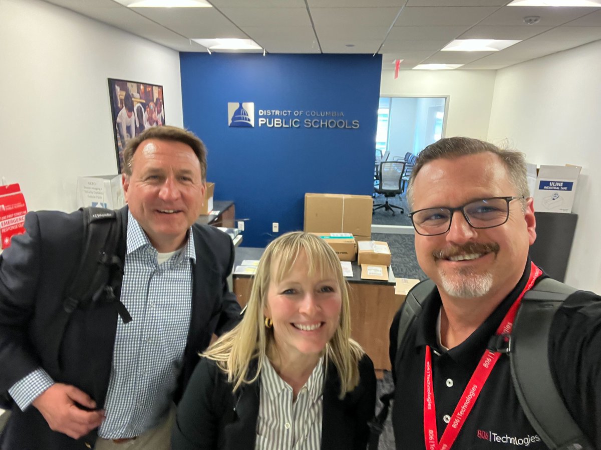 806Technologies's tweet image. Cindy Gibson and Joseph Rotondo spent time this week visiting DC Public Schools — connecting with educational leaders, learning more about their priorities, and exploring ways we can support their goals. Grateful for the opportunity to listen, learn, and collaborate✨