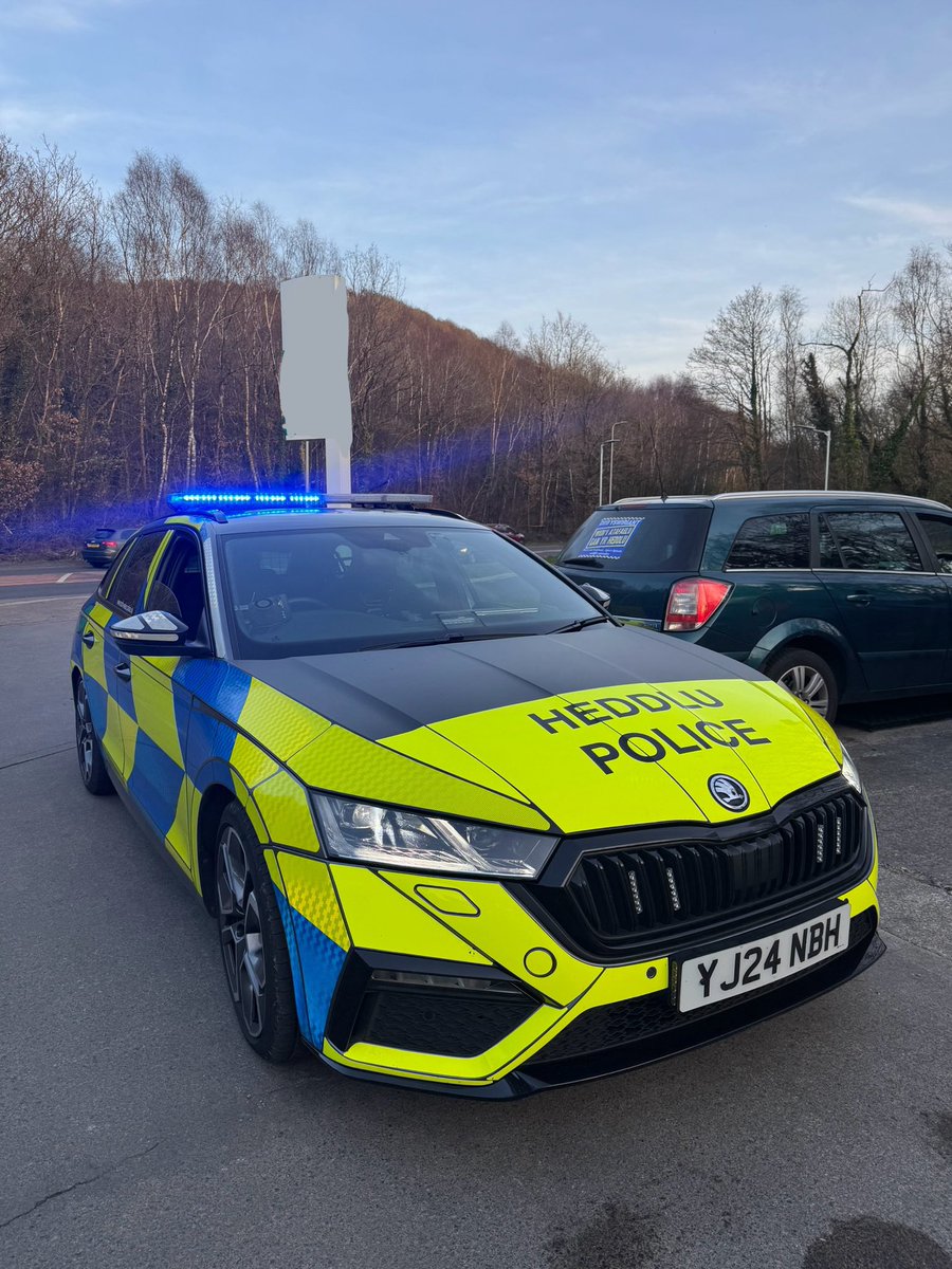Out with T2 RPU yesterday, this Astra caught my eye, with checks showing it was uninsured. 

We stopped it, and further checks confirmed that there was no policy in place. 

Check your documents!

✅ tor issued
✅ vehicle seized 
#volunteernotamateur