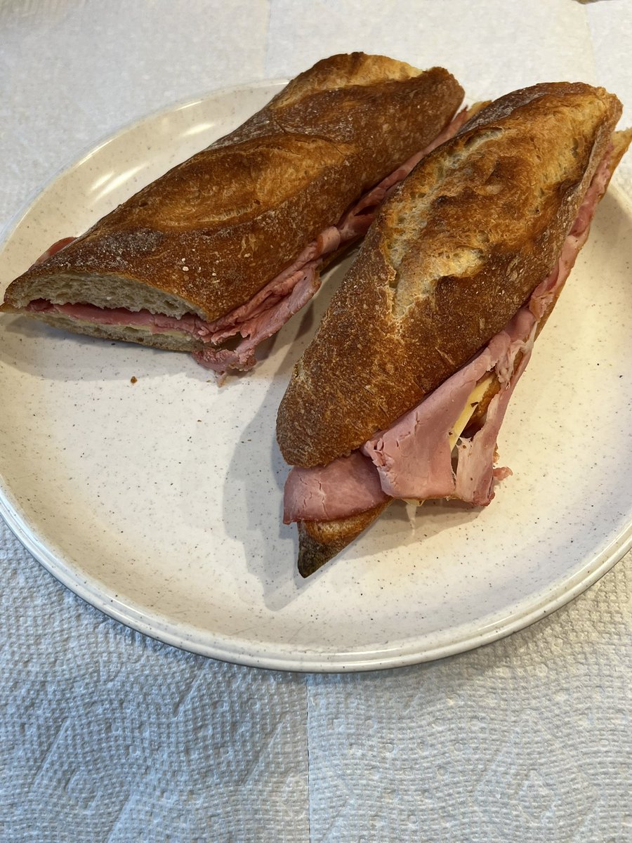 Tenleytown411's tweet photo. While today is National French Bread Day, there are baguettes to be had at Bread Furst every day of the week.
#BreadFurst #VanNessDC https://t.co/9Fn4lyZsan