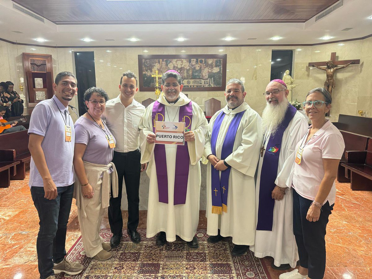 Delegación de Puerto Rico durante el Encuentro Regional de países del Caribe liderado por el Celam. Este encuentro se celebra en Santo Domingo, República Dominicana, y participan 31 países de la región caribeña.
