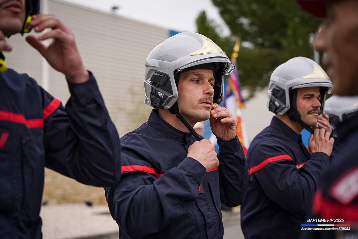 SDIS83's tweet photo. 🇫🇷 Baptême de promotion Colonel Gérard Gilardo
Une cérémonie remplie d'émotions,de partage, et de solidarité en présence de nos autorités, des familles et des proches de nos 17 nouveaux SPP.
Nous vous adressons nos plus sincères félicitations https://t.co/Pr7O3MEuCs