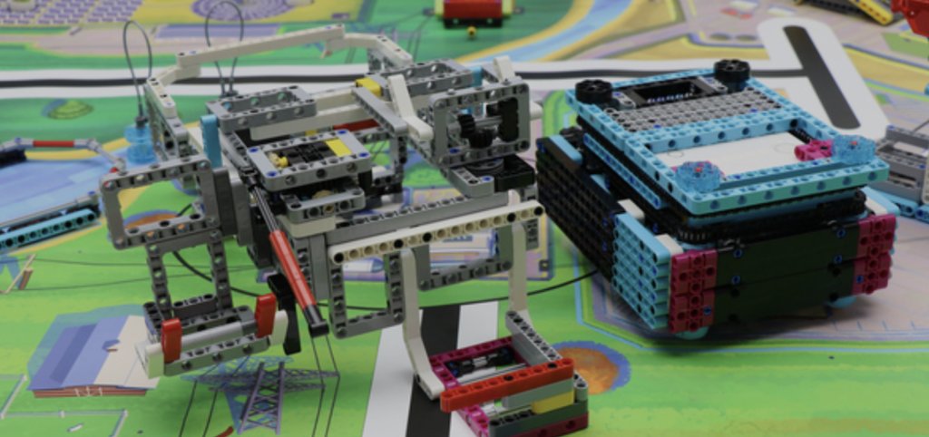 LCCMiddleSchool's tweet photo. Good luck to our middle school LEGO League teams as they compete this weekend in the State LEGO League Competition in Lincoln. https://t.co/kHcgxqVt1b