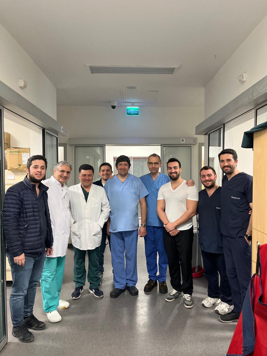 YalinKivanc's tweet photo. Üniversitemizde ilk kablosuz kalp pili implantasyonu başarıyla gerçekleştirildi! Bu önemli süreçte destekleri için Prof. Dr. Ahmet Kaya Bilge ve Prof. Dr. Fethi Kılıçaslan’a teşekkür ederiz.
@iu_cerrahpasa @cerrahpasatipf https://t.co/HxzV0k797f
