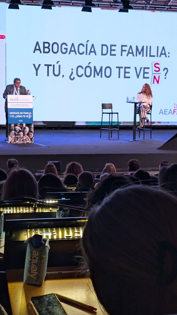 Aprendiendo mucho en las jornadas centrales de la <a href="/AeafaAbogados/">aeafa</a>. Una vision critica y muy acertada de la ley de "deficiencia procesal". No contar con los operadores jurídicos para este engendro tendrá un alto coste para los ciudadanos, máximos perjudicados.