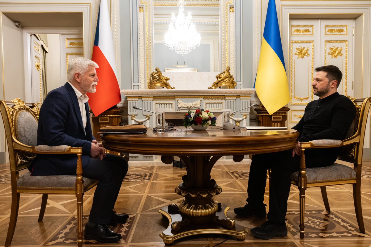 Češi pomáhají Ukrajině. V červenci minulého roku byla v Kyjevě zasažena ruskou raketou největší dětská nemocnice na Ukrajině, škody utrpělo především onkologické oddělení a centrum intenzivní péče. S ukrajinským ministrem zdravotnictví jsme se na místě bavili o rekonstrukci šesti