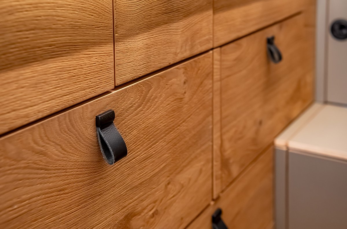 RREGlobal's tweet image. Xbull showcases the magic of Queenply in their stunning custom van interiors! 🚐✨ Lightweight, waterproof, and precise—perfect for your adventure lifestyle. #Queenply #VanLife #CustomVans