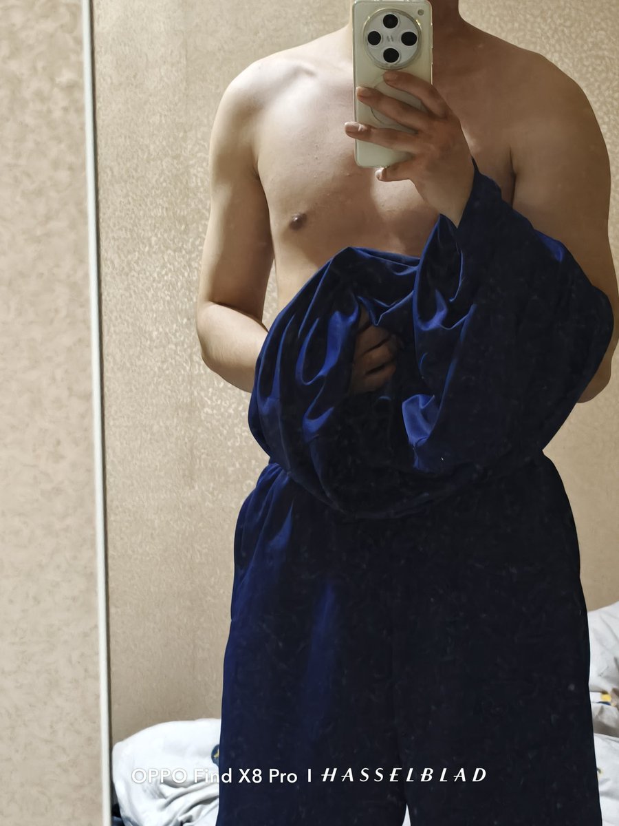 M19064460003's tweet photo. 刚开始想知道你叫什么
后来想知道你怎么叫 https://t.co/pUb1c0APWF