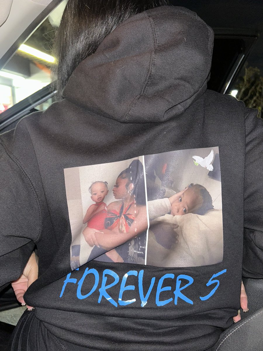 Notrgulrr's tweet photo. Kingy World💙🕊️5ever https://t.co/jl8MK2hZ6G